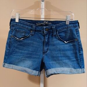 Universal Thread Women's (Size 8) Dark Blue Jean Shorts
